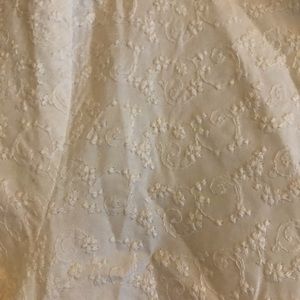 Beautiful short shelve button down